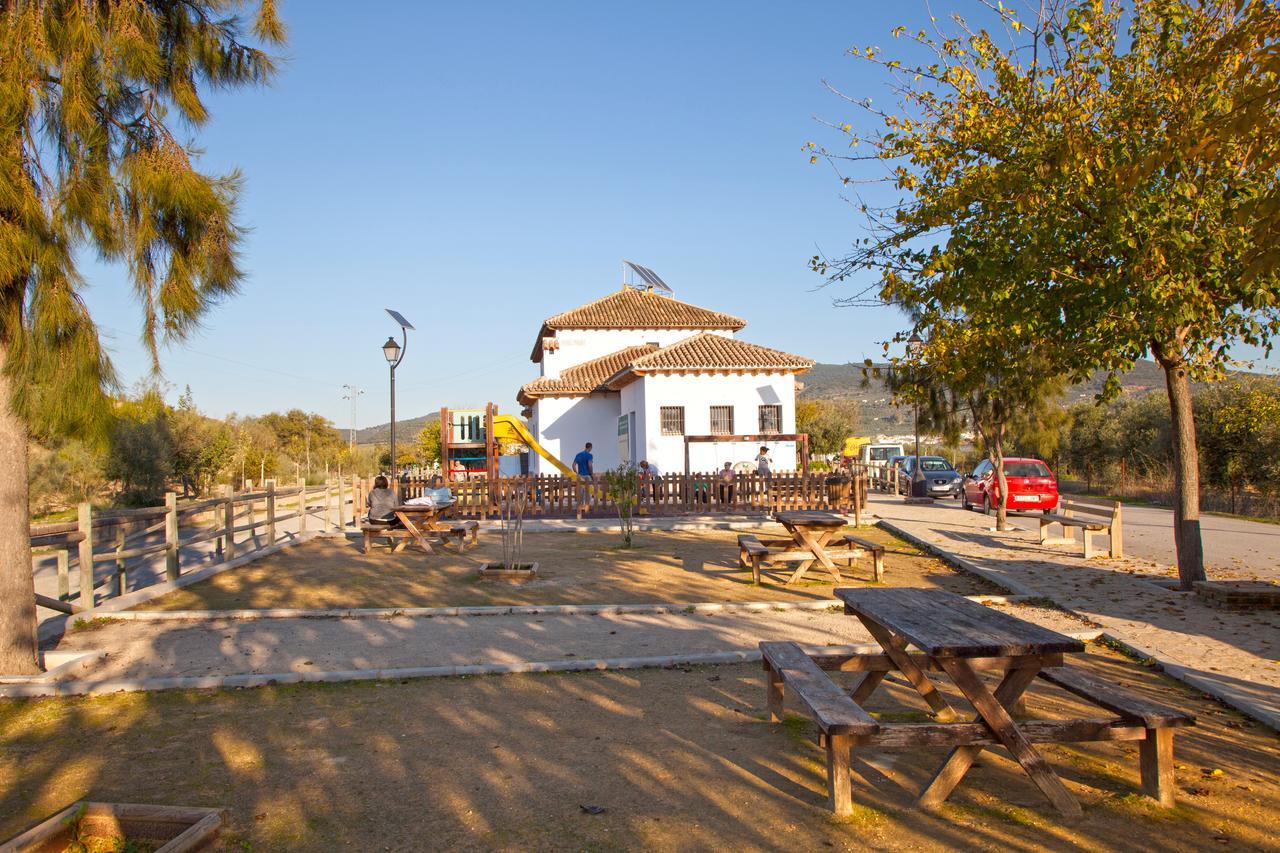 Hotel Puerta De La Sierra Puerto Serrano Exteriör bild