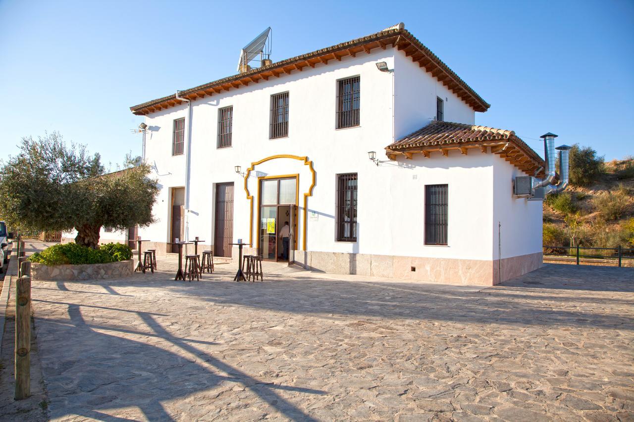 Hotel Puerta De La Sierra Puerto Serrano Exteriör bild